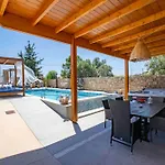 Traounou Serenity Near To