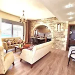 Traounou Serenity Vilă