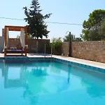 Traounou Serenity
