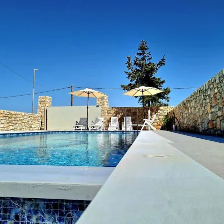 Traounou Serenity Villa *