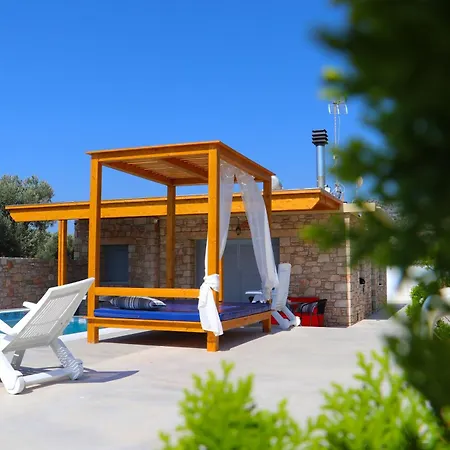 Traounou Serenity Villa *