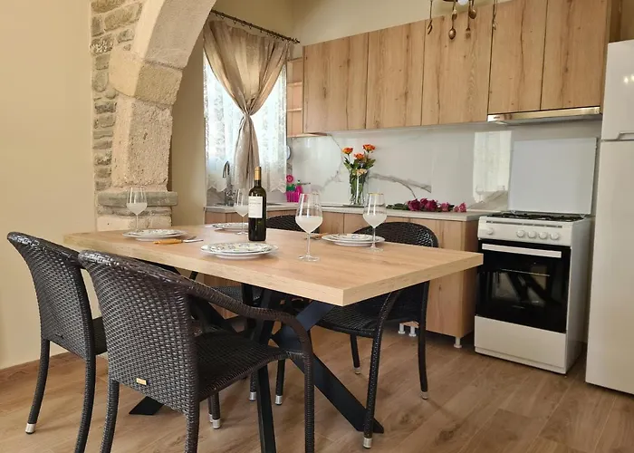 Traounou Serenity Villa Afantou