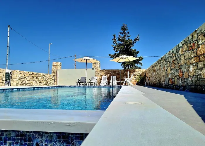 Traounou Serenity Villa *