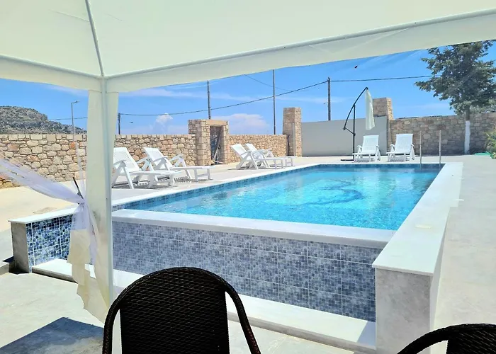 Traounou Serenity Villa *